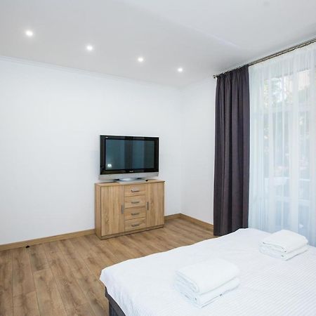 Avangard Kulisha 6B Apart Lviv Exterior photo