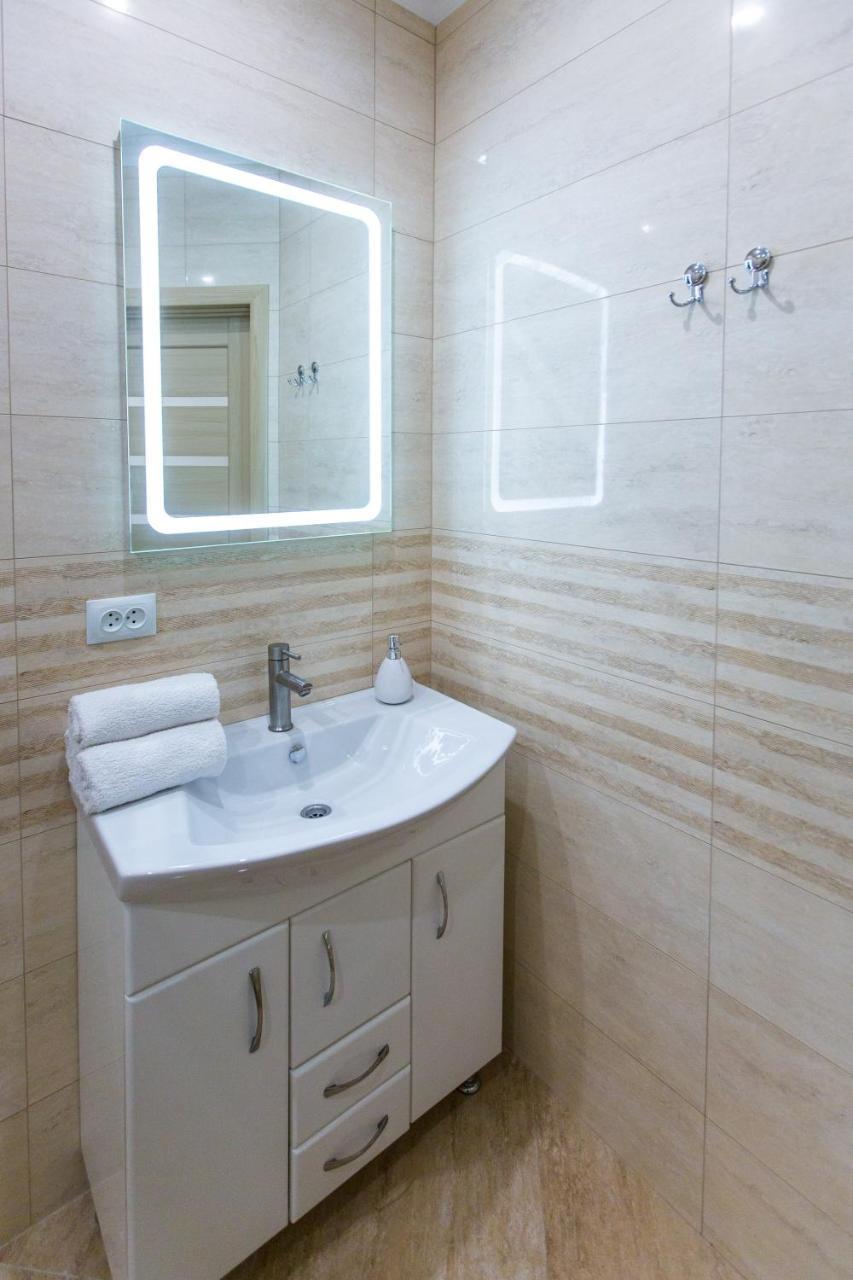 Avangard Kulisha 6B Apart Lviv Exterior photo