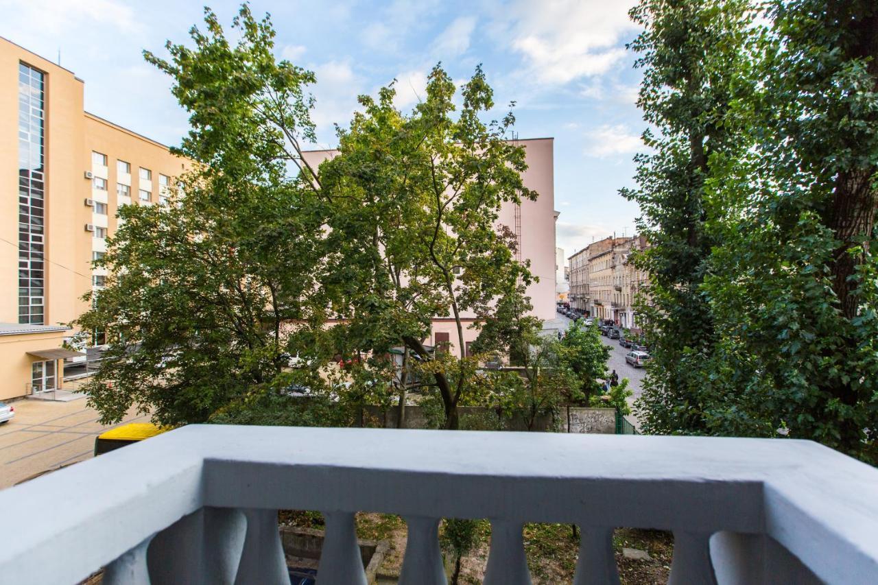 Avangard Kulisha 6B Apart Lviv Exterior photo